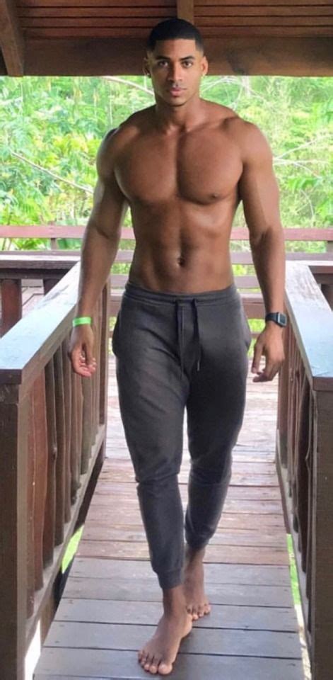 bunda homem moreno|Homens morenos: fotos e imagens